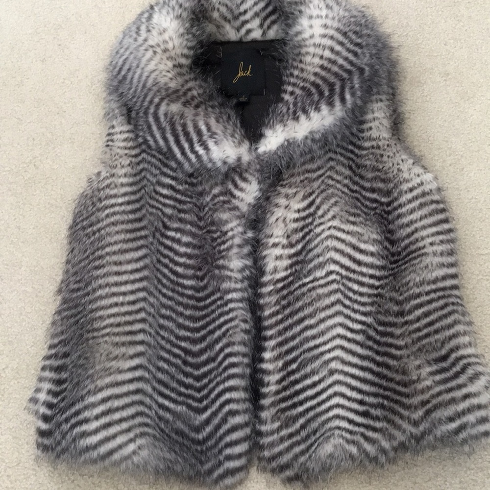 Women’s Faux Fur Vest